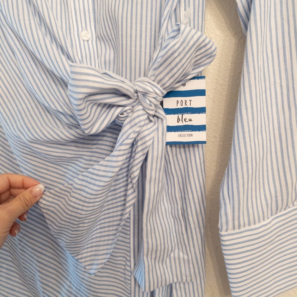 Forever 21 Contemporary Striped Button Shirt XS